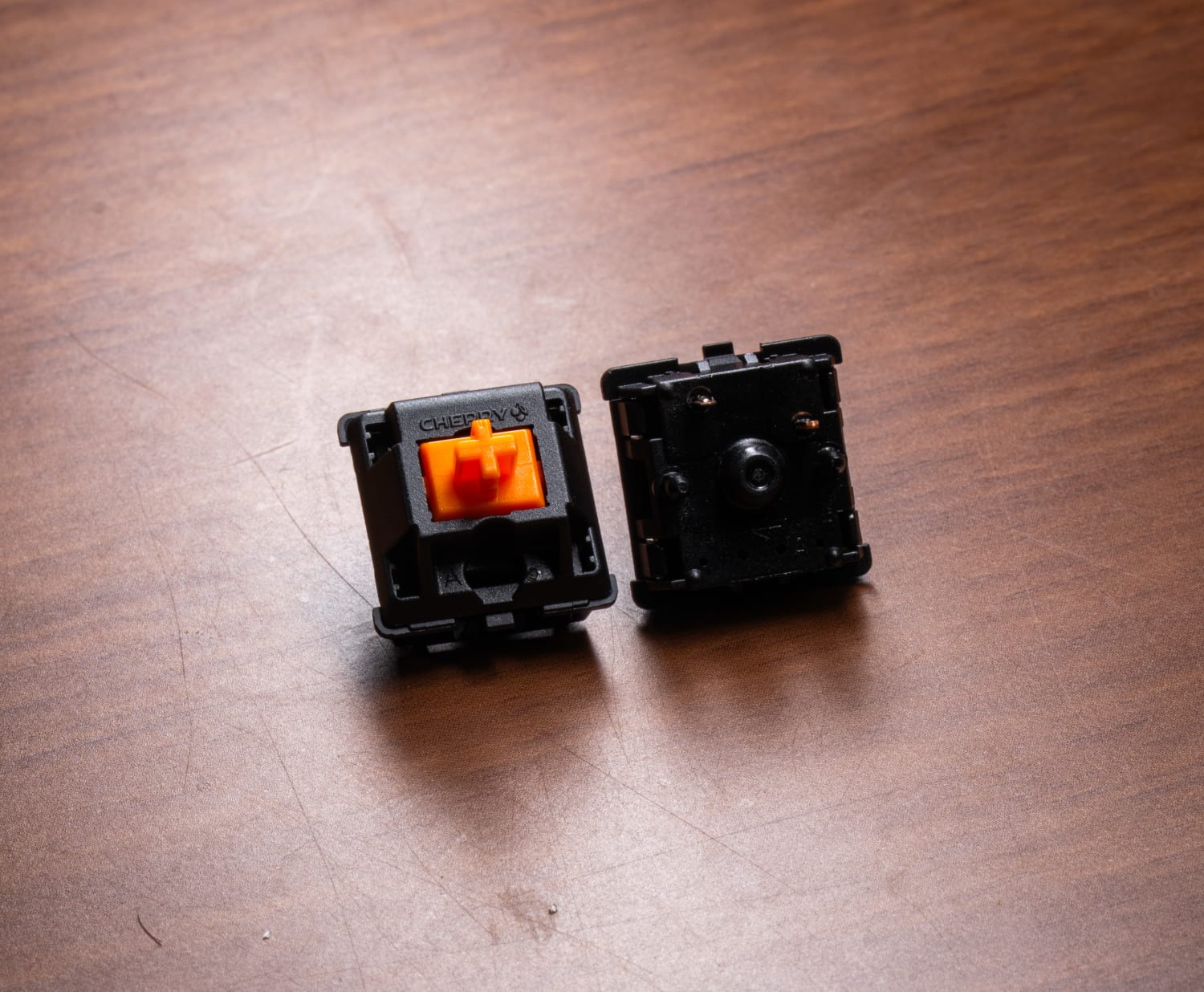 Cherry Orange Linear Switches | Kinetic Labs