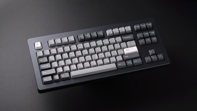 Mechanical Keyboard Parts List: 8 Parts for Beginners