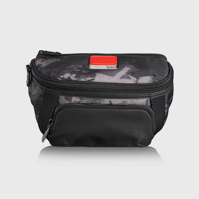 TUMI COLUMBUS UTILITY POUCH