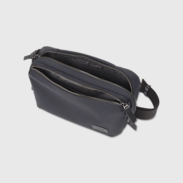 TUMI DANIEL UTILITY POUCH