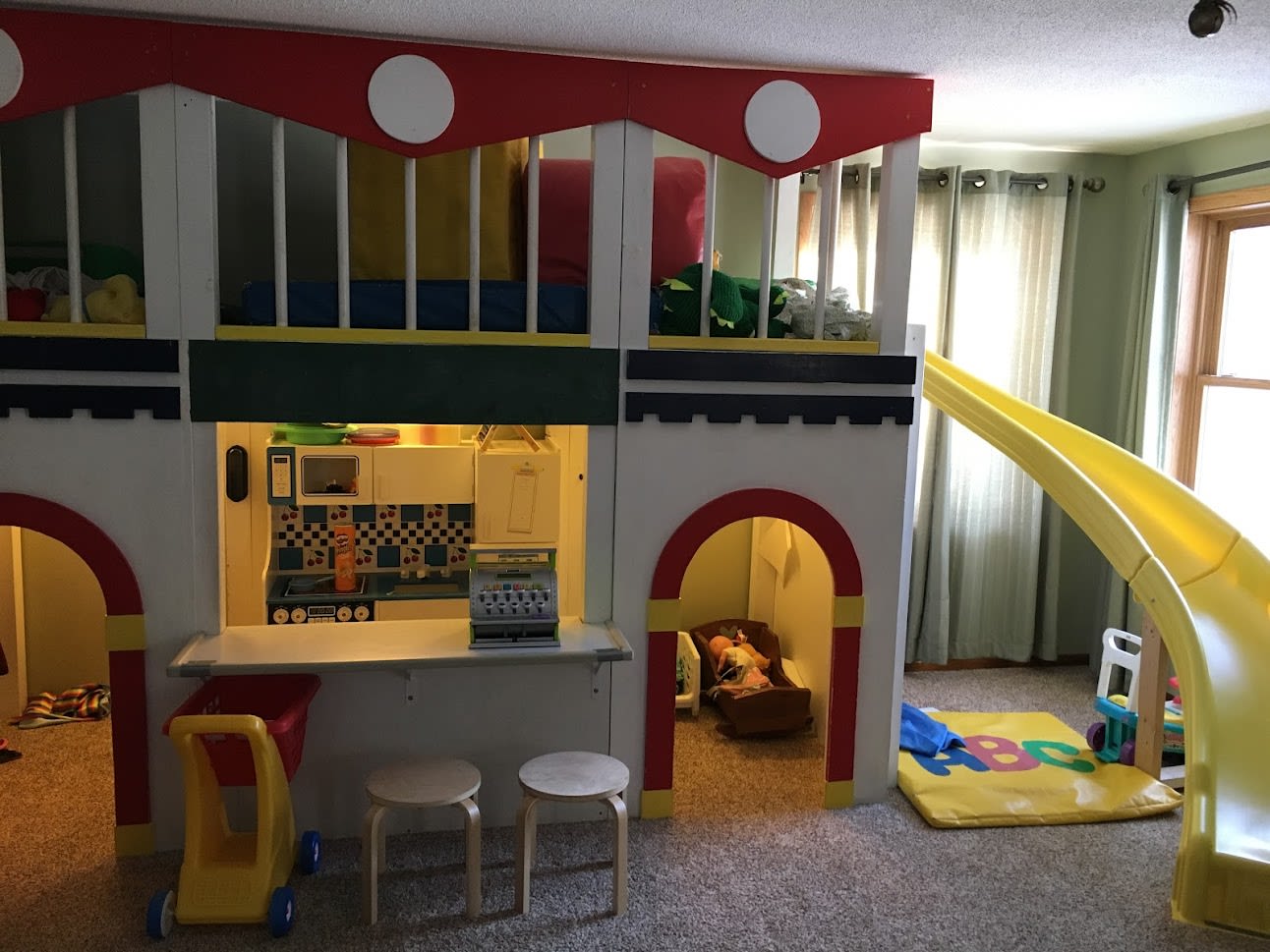 Stevie's Pitter Patter Play School 