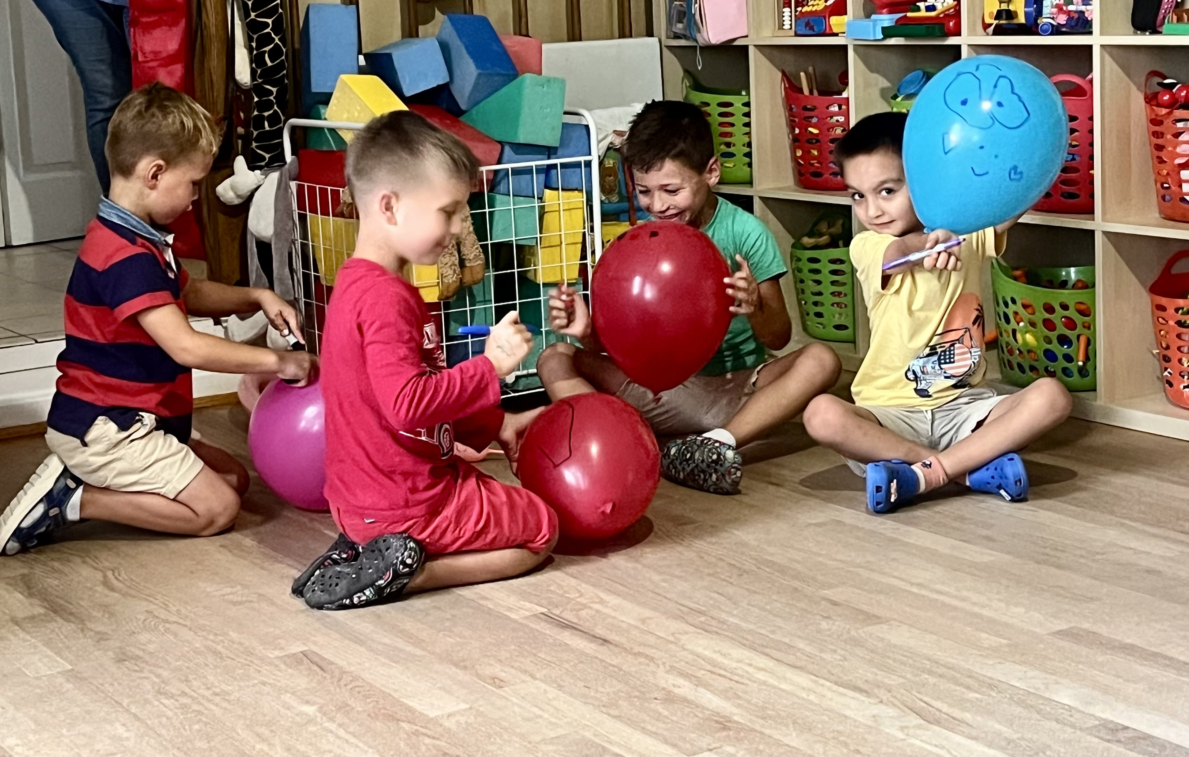 Child Care  Home Little Apple 