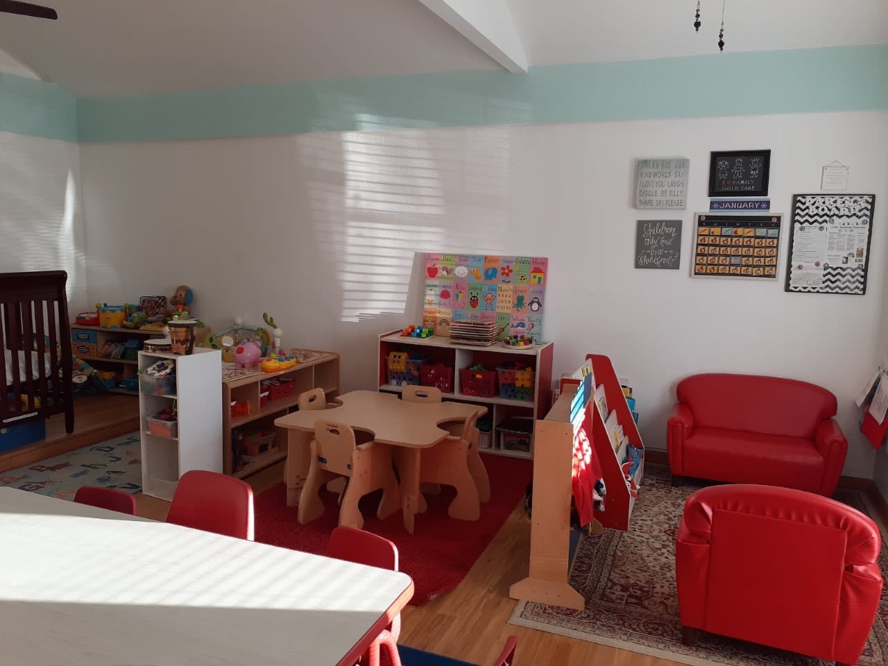 Little Sunshine DayCare