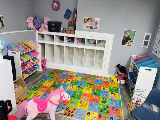 Al Khalifah Nadeen (Unicorn Family Childcare LLC)