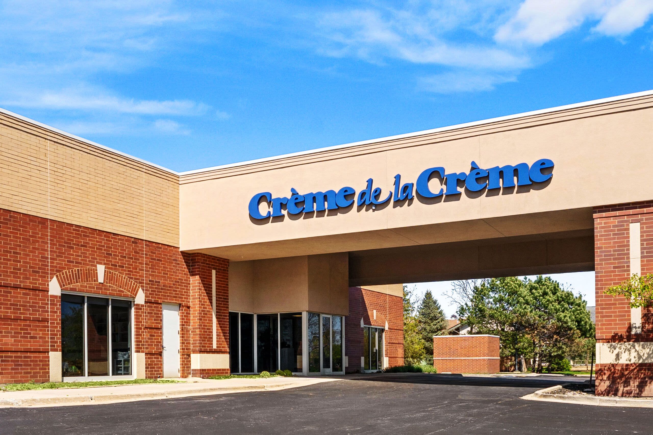 CREME DE LA CREME GLENVIEW