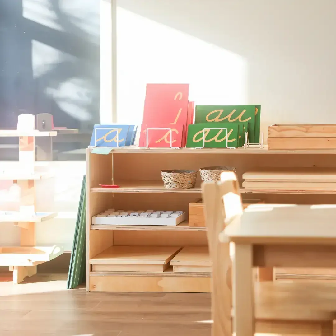 GUIDEPOST MONTESSORI AT MAGNIFICENT MILE