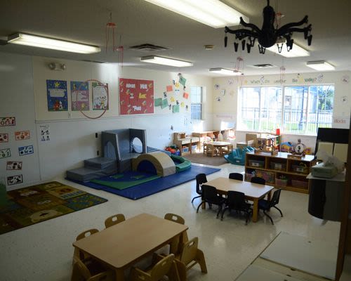 LA PETITE ACADEMY OSWEGO