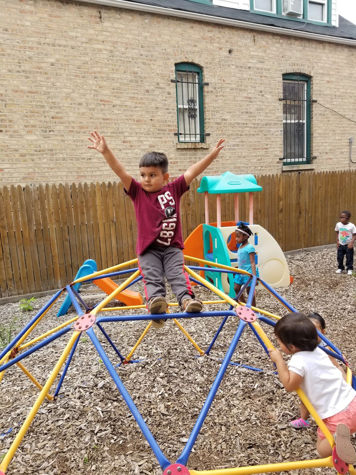LITTLE BUGS LEARNING CENTER