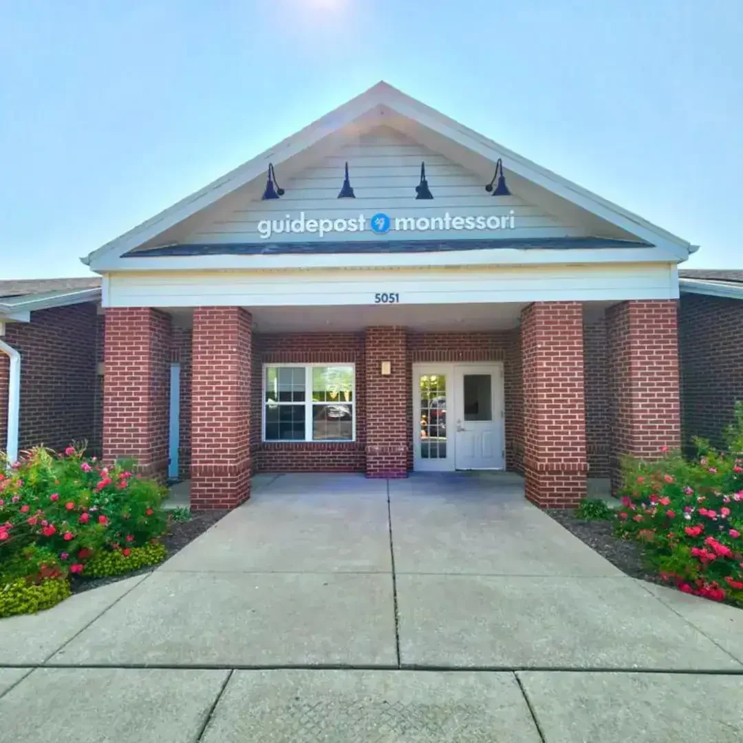 GUIDEPOST MONTESSORI AT NAPERVILLE