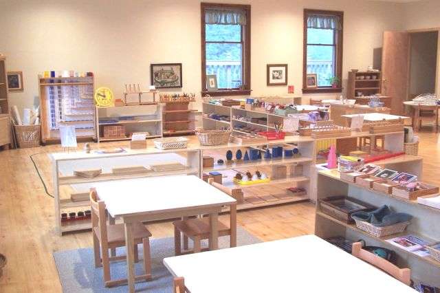 Peaceful Pathways Montessori Academy