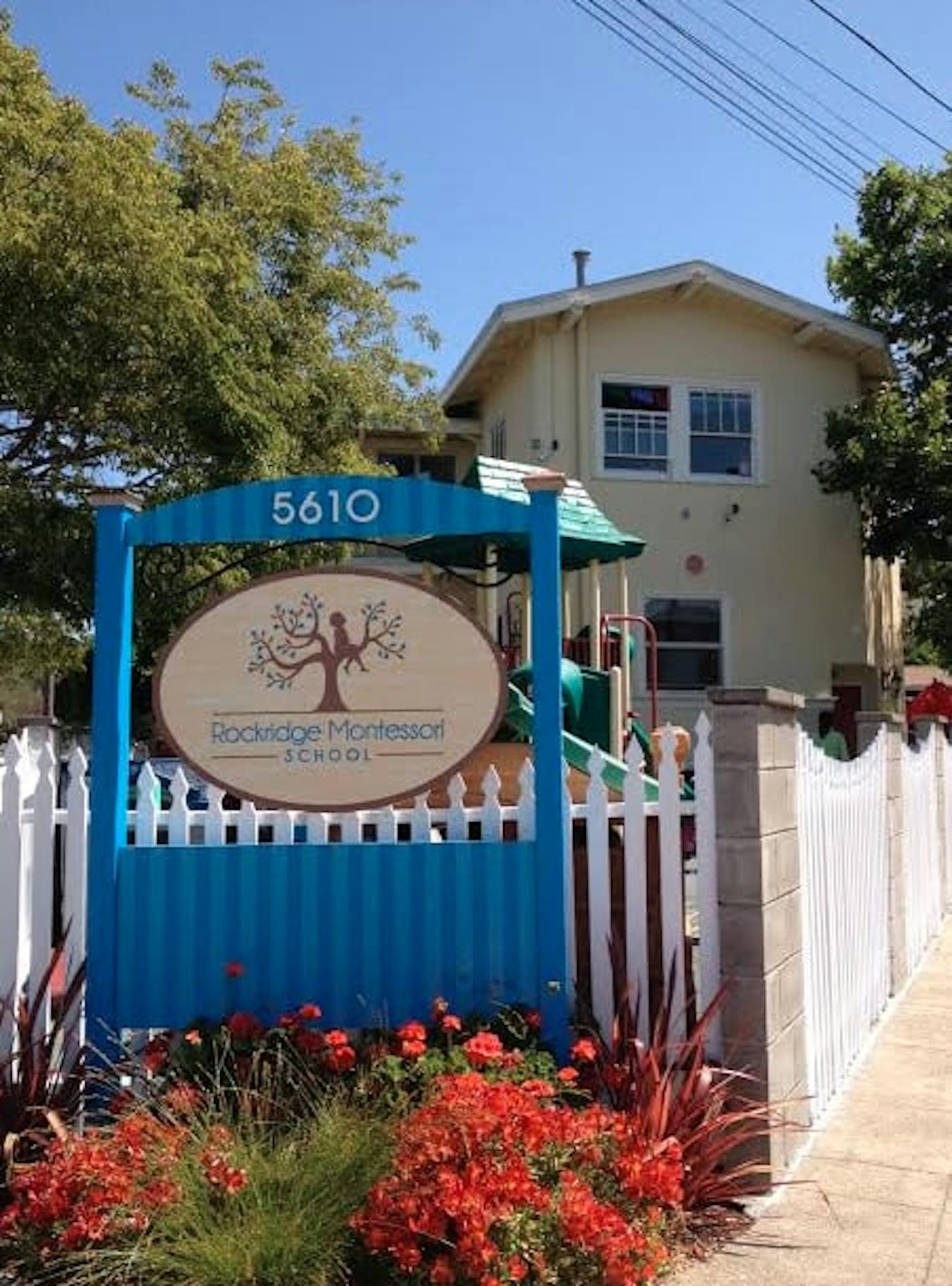 ROCKRIDGE MONTESSORI SCHOOL