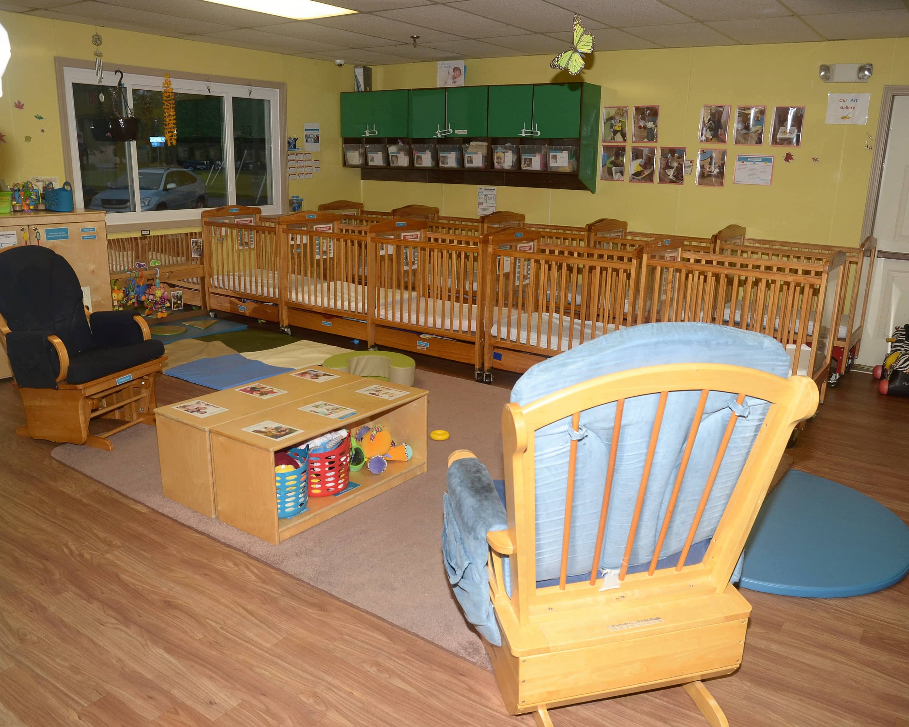 La Petite Academy on  Taylor Rd