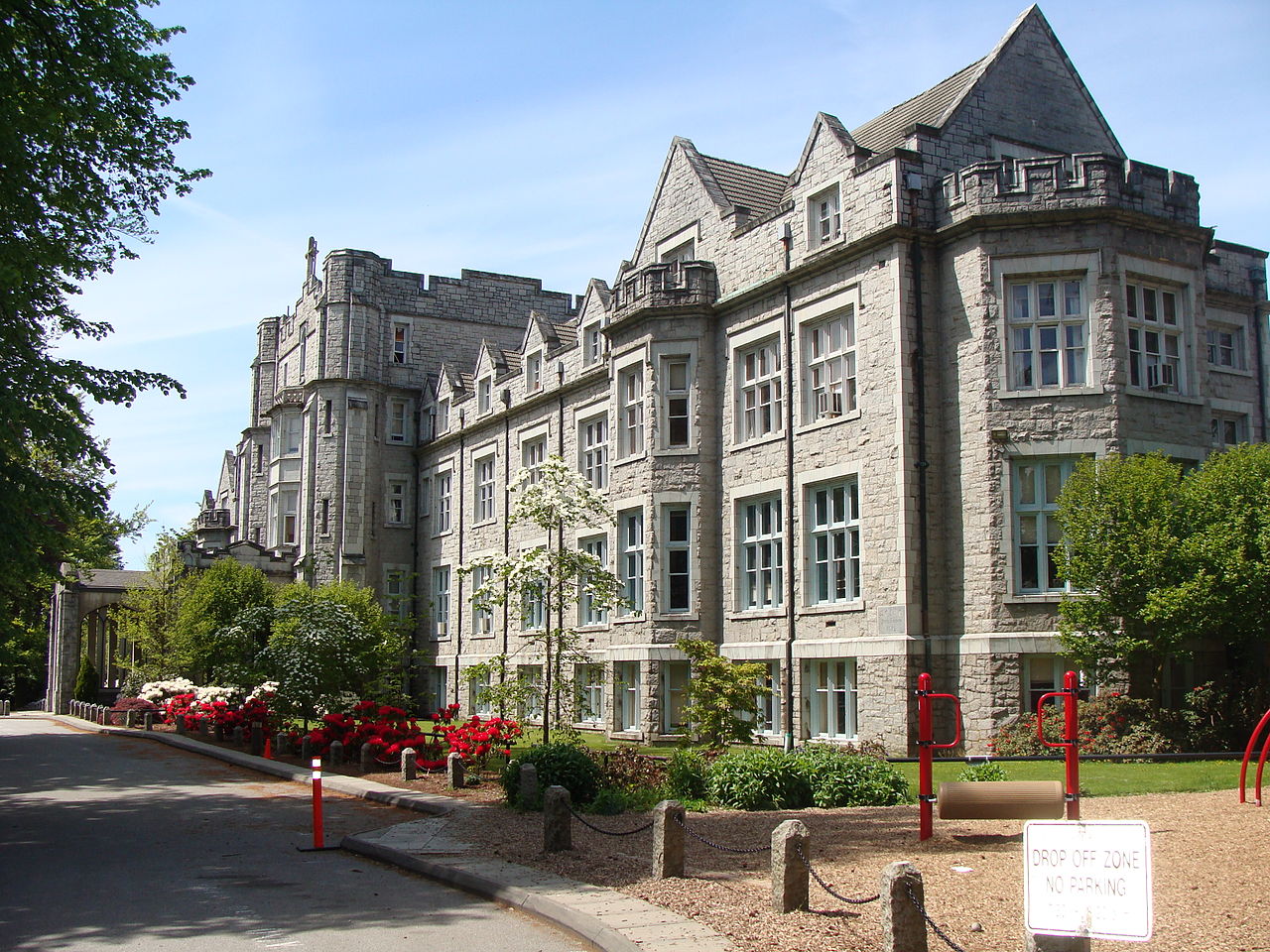 Archdiocese Of New York-Convent Of The Sacred Heart School