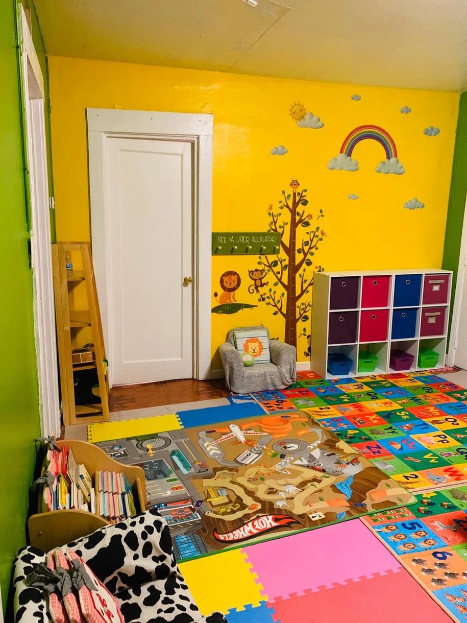 Little Rainbow Child-Care