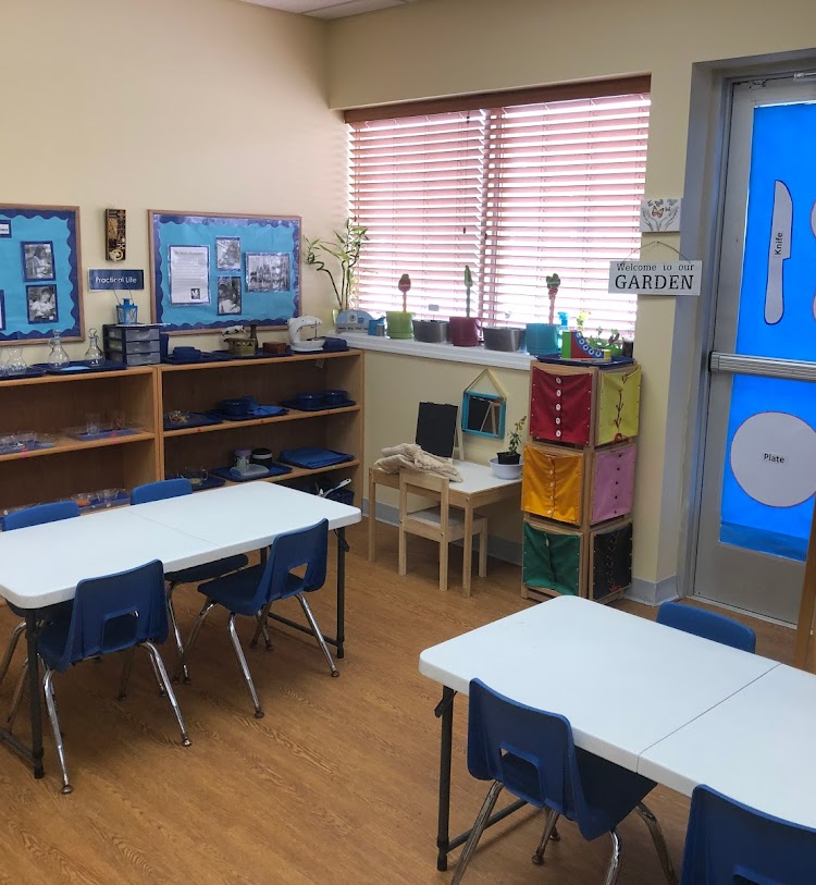 Children's Manor Montessori School And Day Care