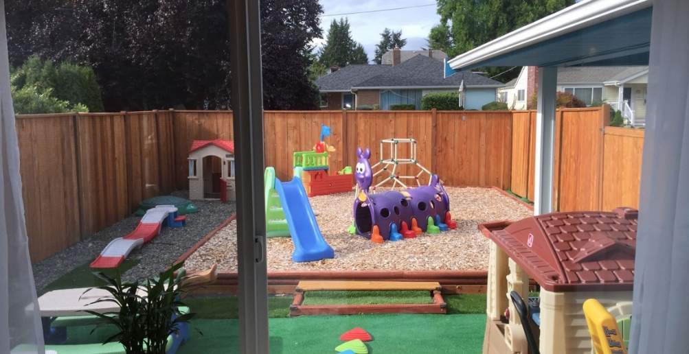 Creative Minds Bilingual Child Care and Preschool