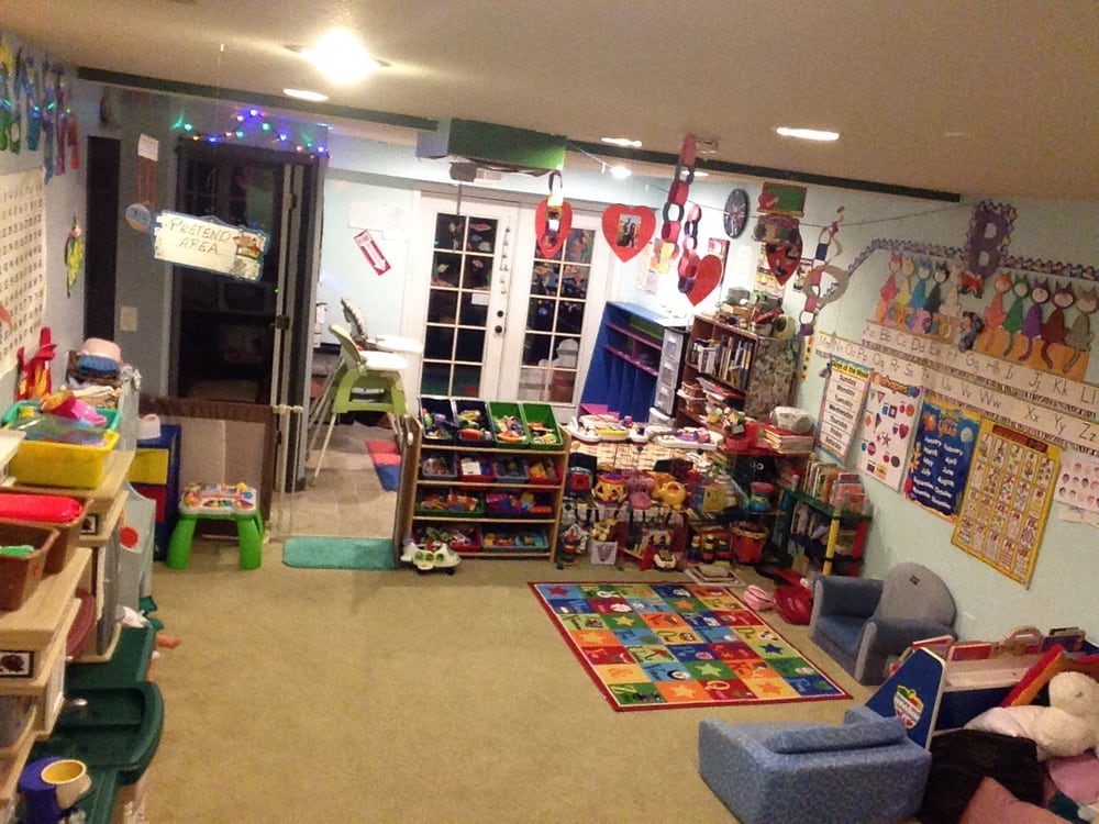 Rayitos de Luz Bilingual Childcare
