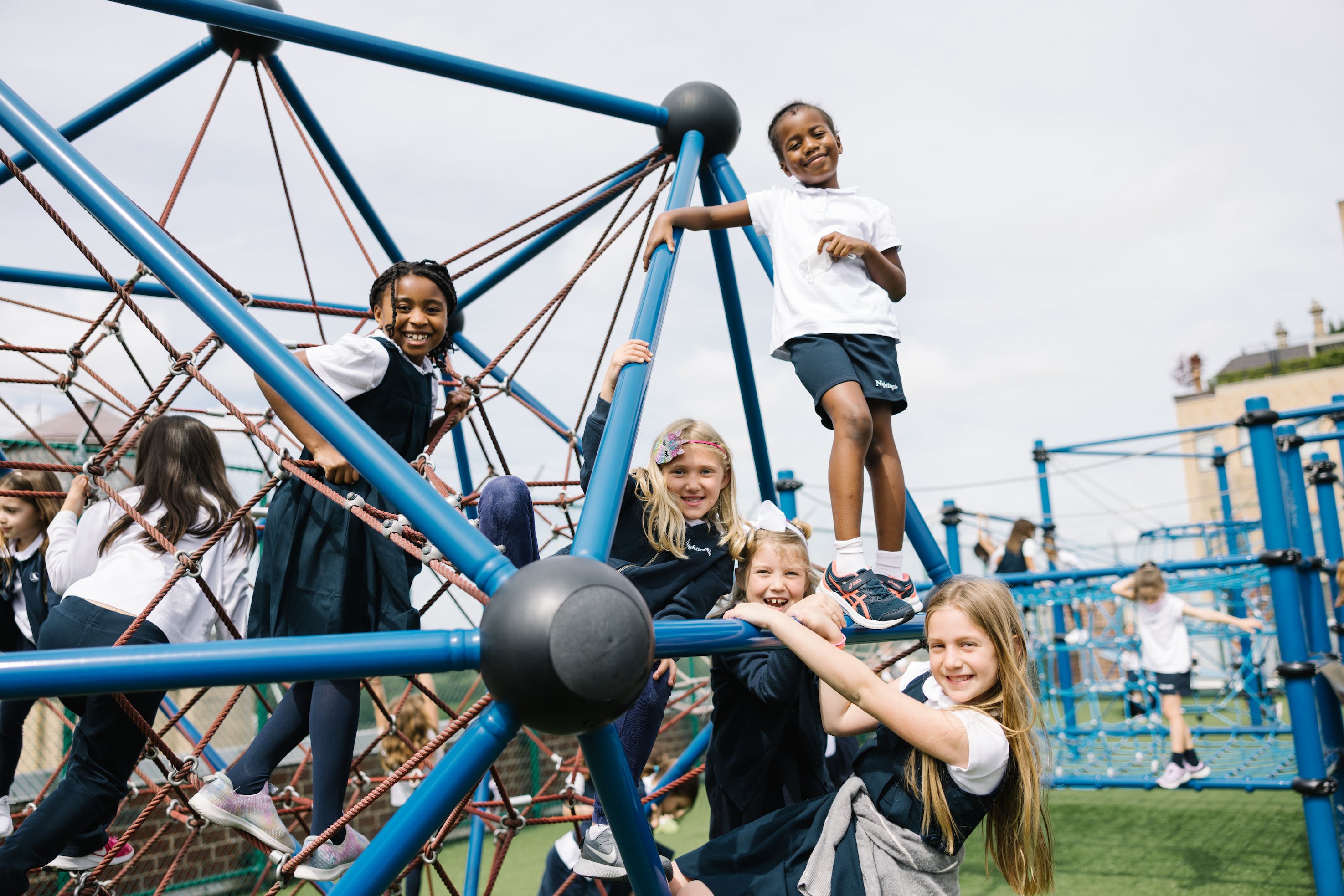 THE NIGHTINGALE BAMFORD SCHOOL