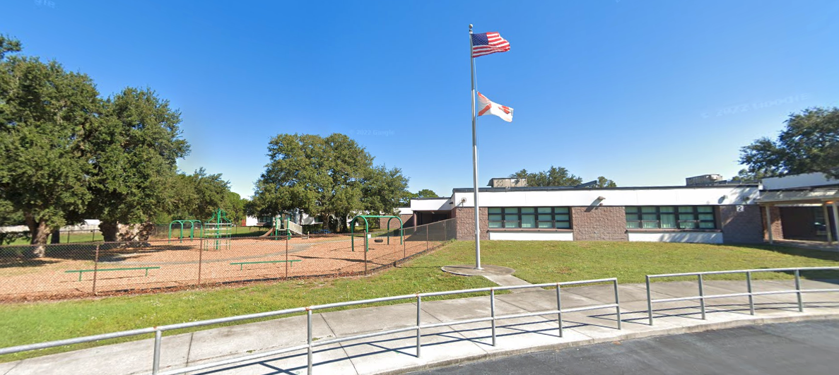 R'Club - Southern Oak