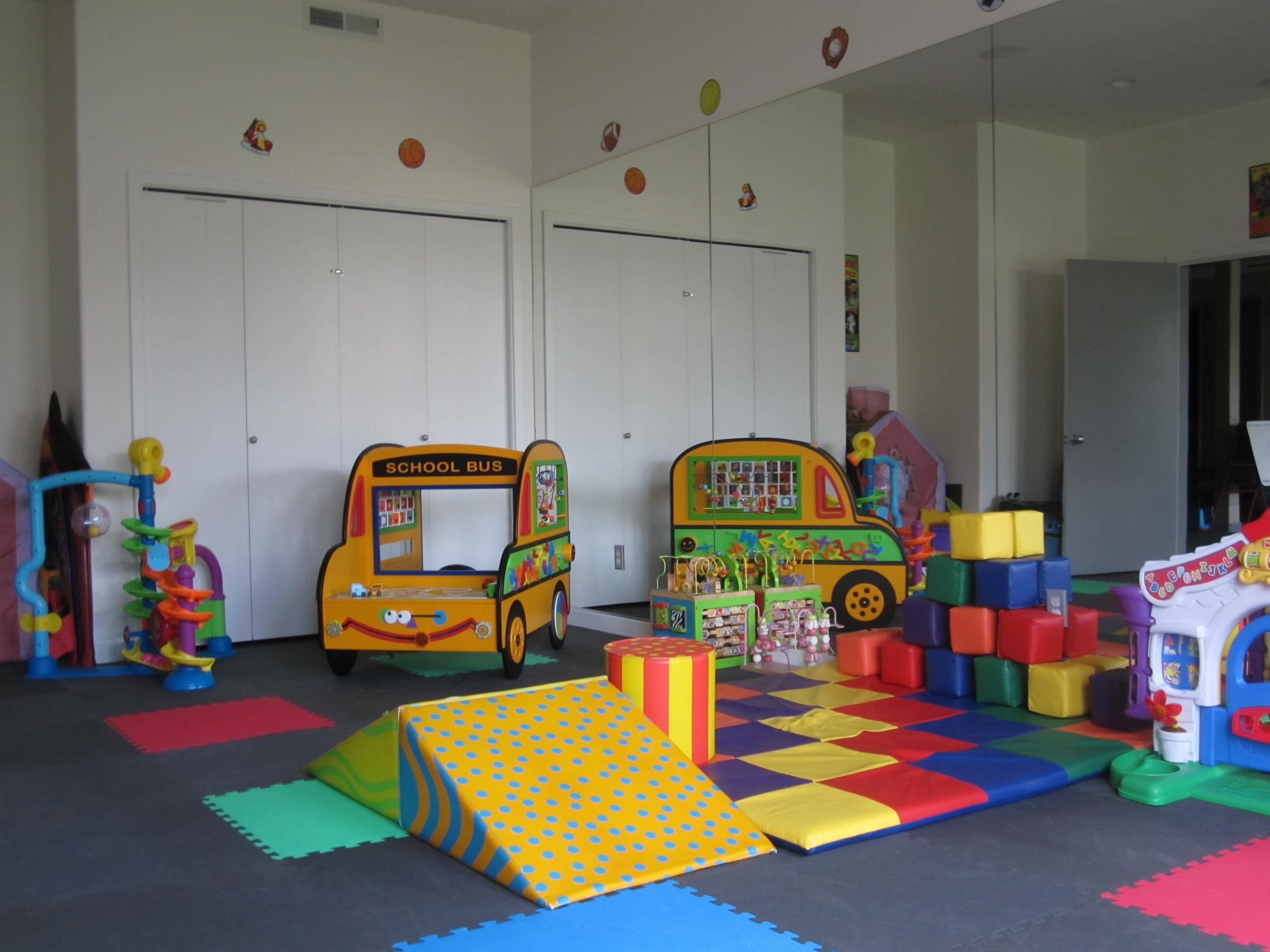 Lakeridge Lovebugs Home Daycare