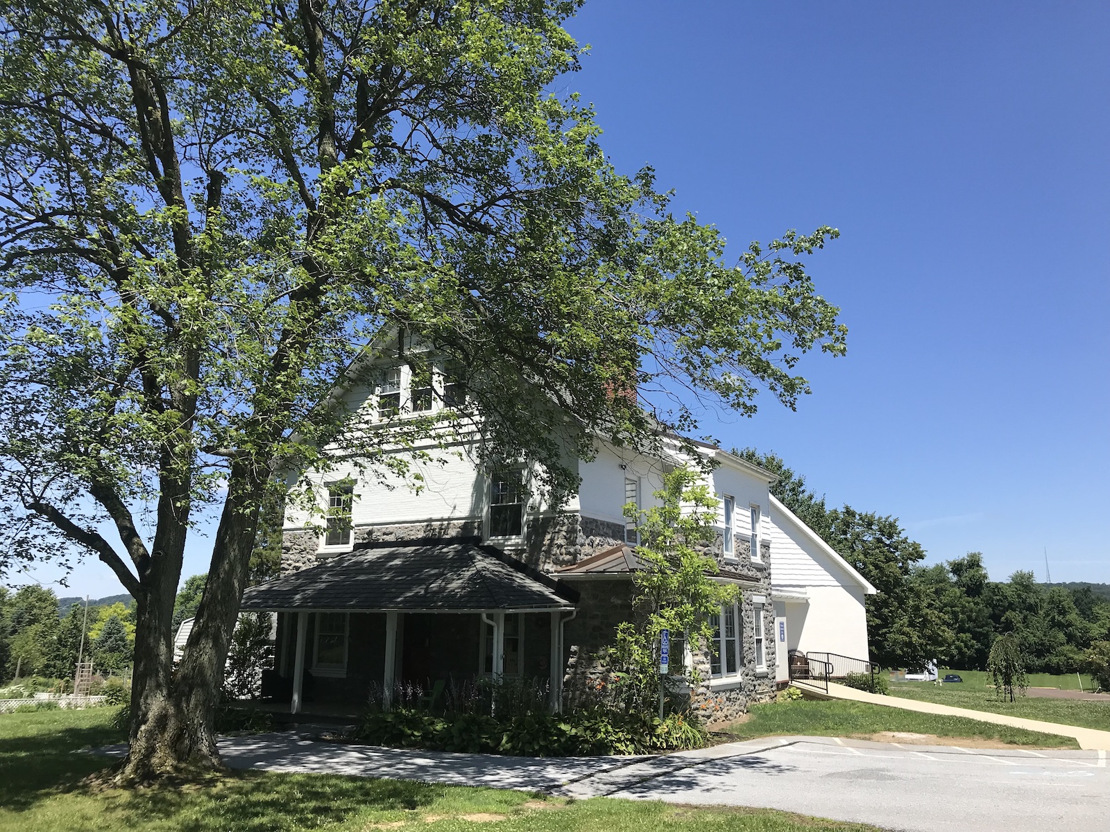 Whiteland Montessori School