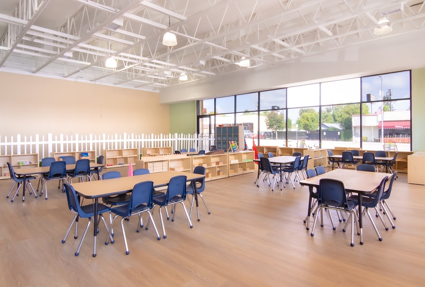 Mulholland Montessori Preschool