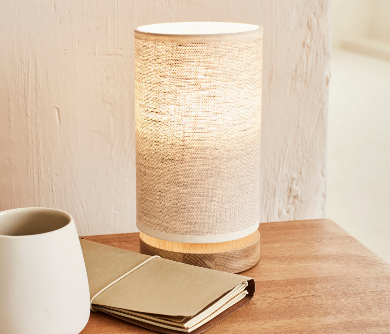 lampe à poser en lin isee