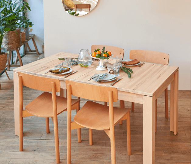 ensemble table et chaises en bois massif maia