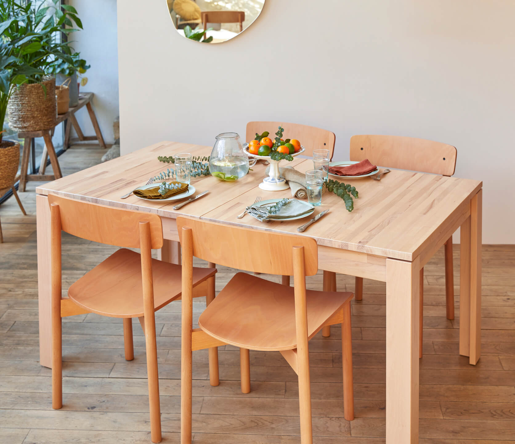 Ensemble table et chaises en bois massif MAIA