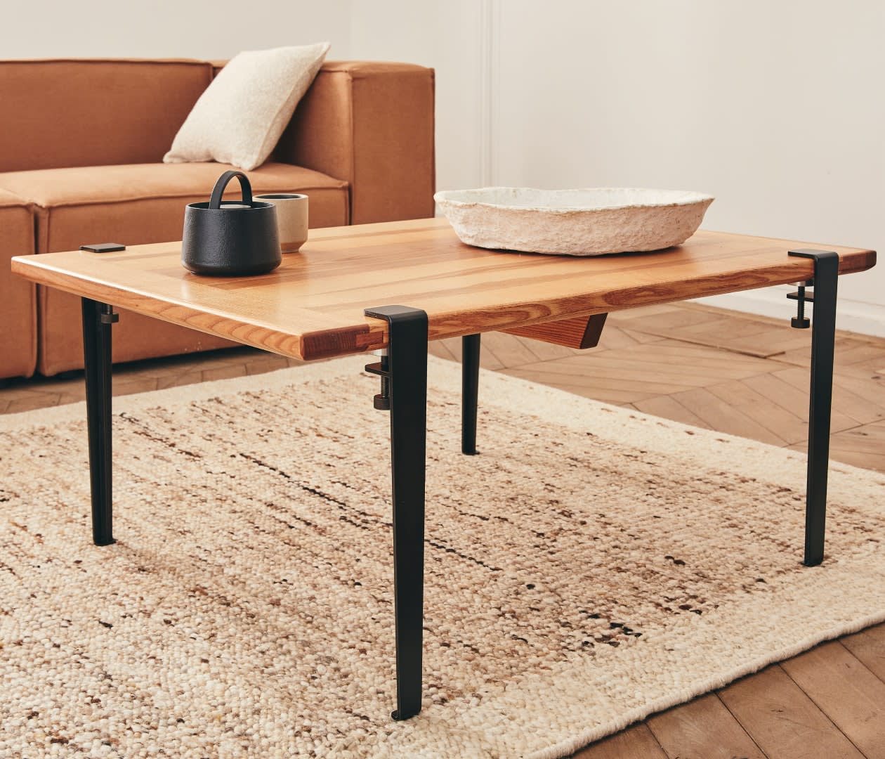 table basse en bois massif éos- kipli x tiptoe