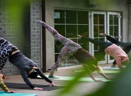 Niche-Specific Coworking