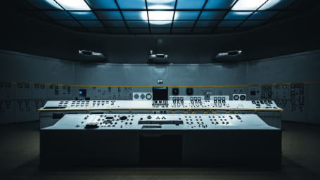 discretionary access control