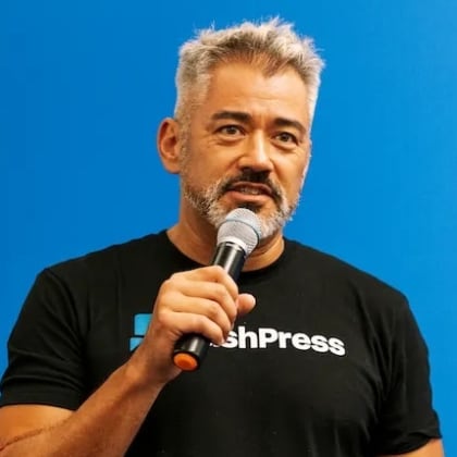 Dan Uyemura headshot