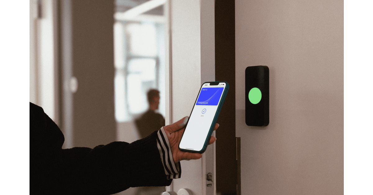 Door entry systems for coworking spaces: Types, benefits, factors
