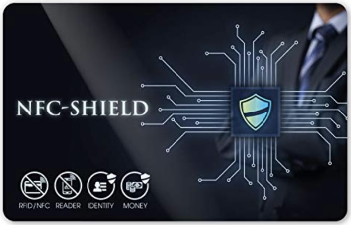 Signal absorbing card