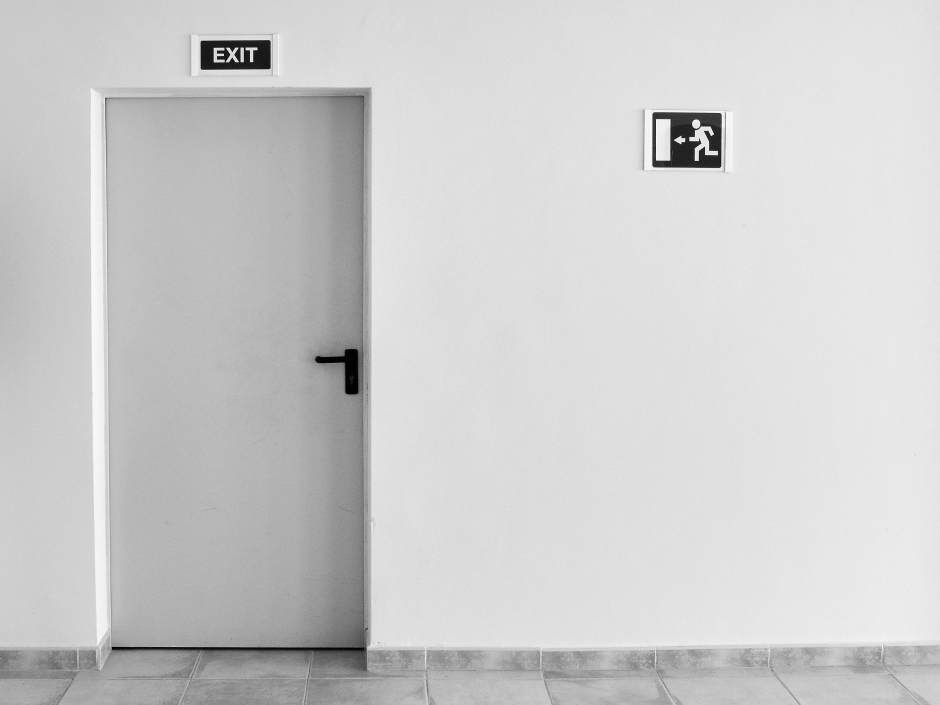 exit doors can be both fail safe and fail secure