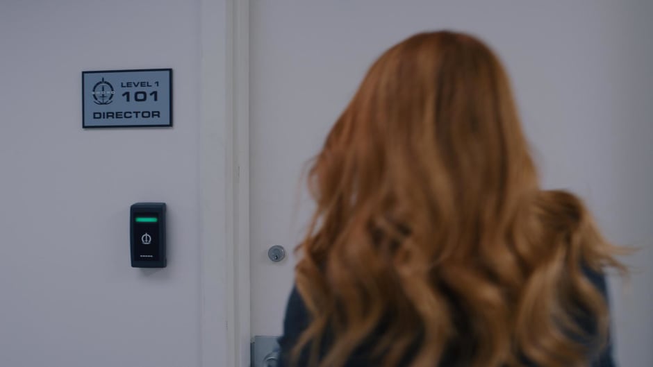 A still from a Marvel TV show showing Wanda unlocking a Kisi access system using her superpowers