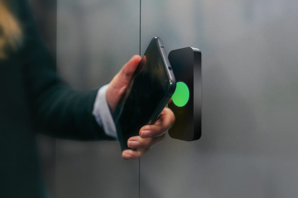 Kisi Mobile Access