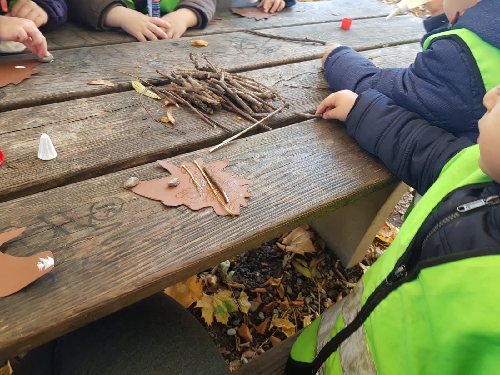 Igel Basteln - Kinderkrippe + Waldkinderkrippe Blüemli