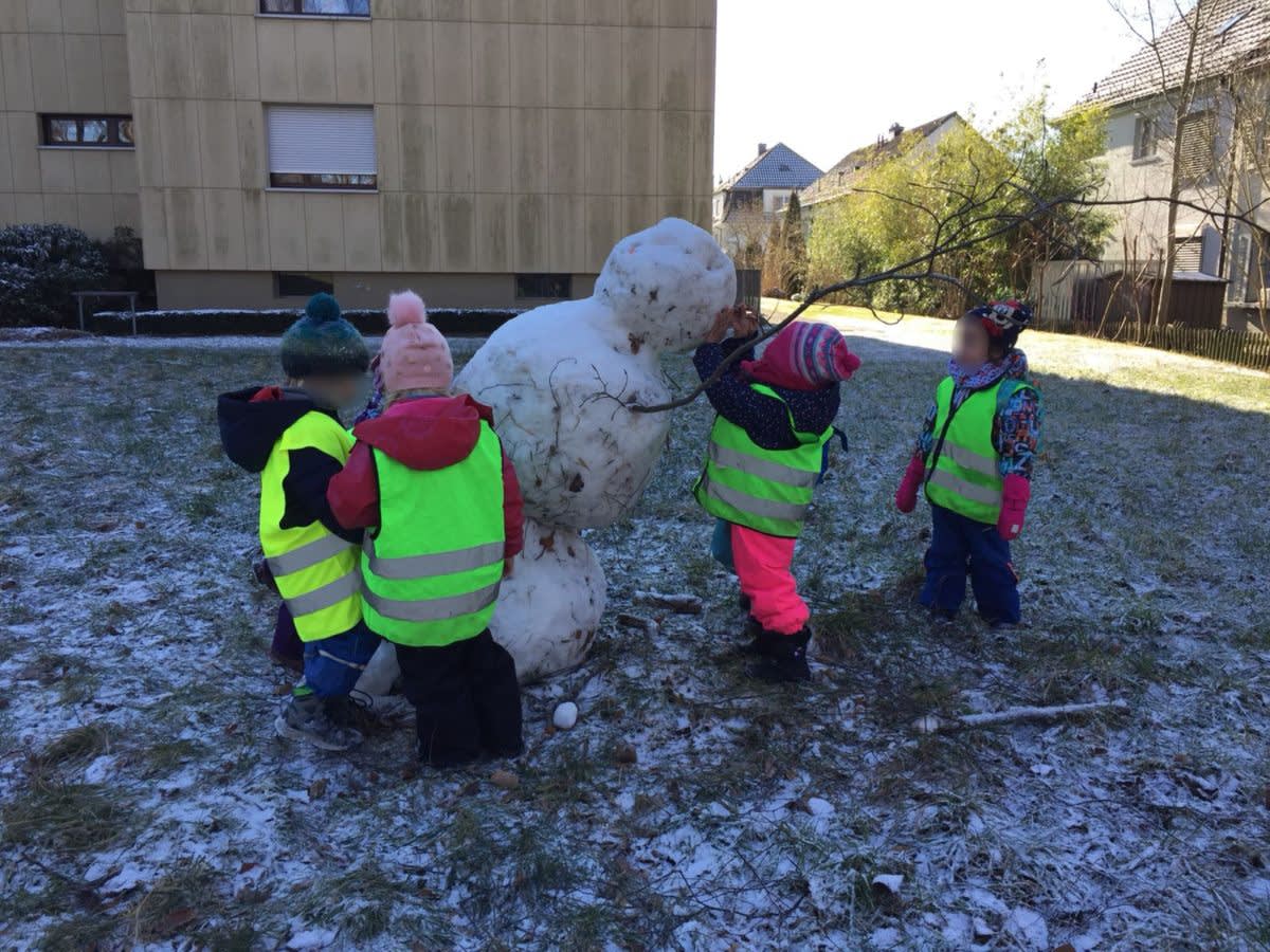 Schneemann bauen 2