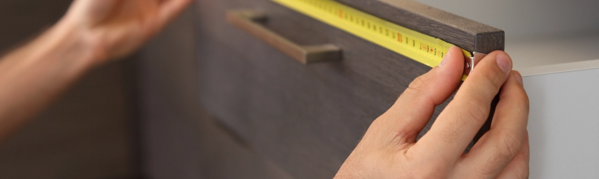 Measuring kitchen doors