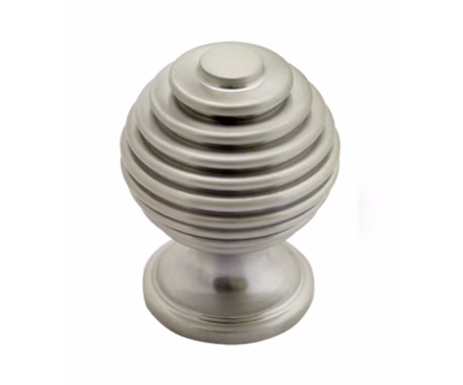 beehive round knob in brushed nickel