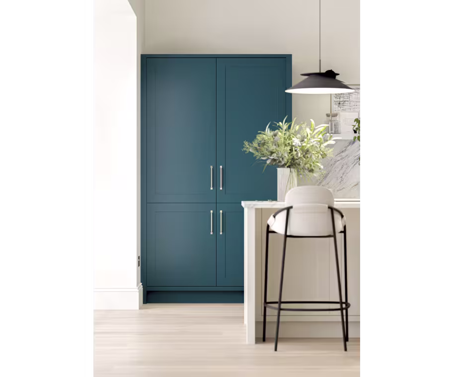 Hunton Majestic Teal and Dove Grey Shaker kitchen tall cabinets with integrated appliances and kitchen island with breakfast bar