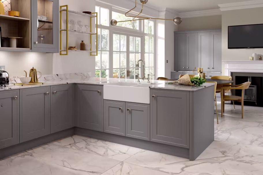Ellesmere Primed replacement kitchen cupboard doors and drawer fronts for for customisation 