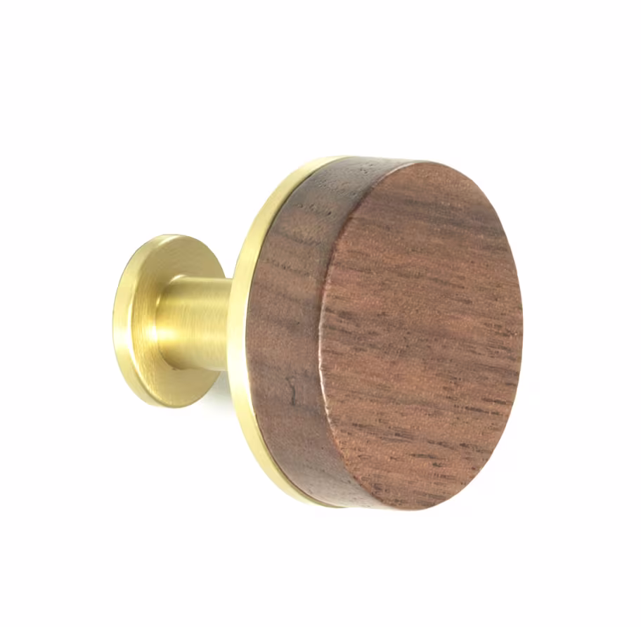 Hampstead Knob in walnut and brass