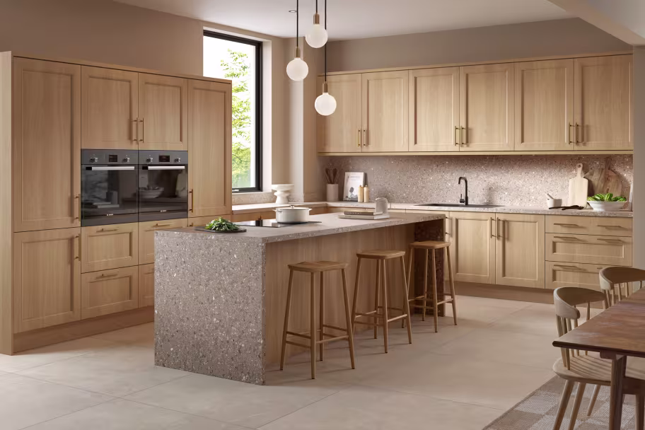 Hudson kitchen in Lissa Oak