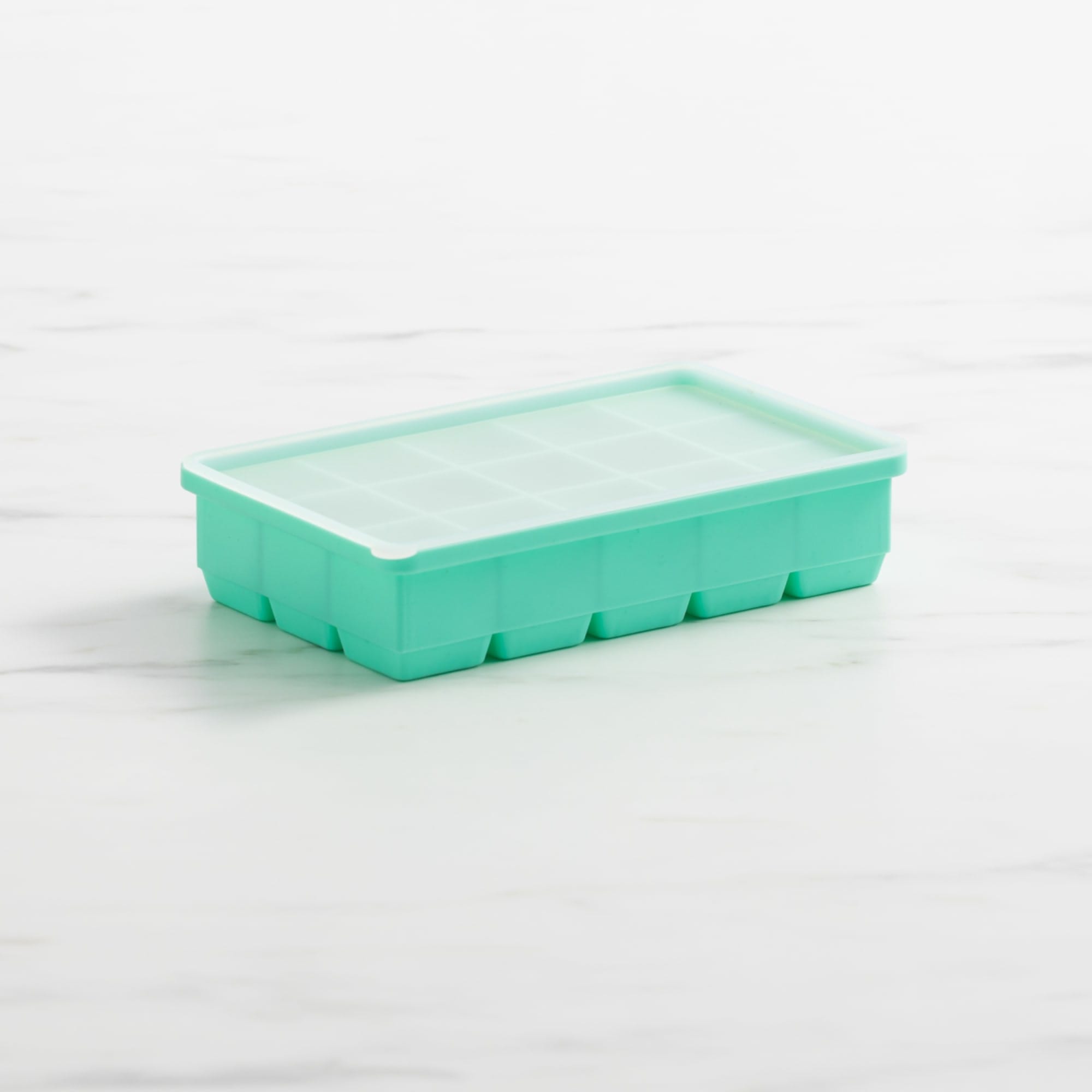 Joie Extra Large Ice Cube Tray Covered Stackable No-Spill Removable Lid 2  Blue