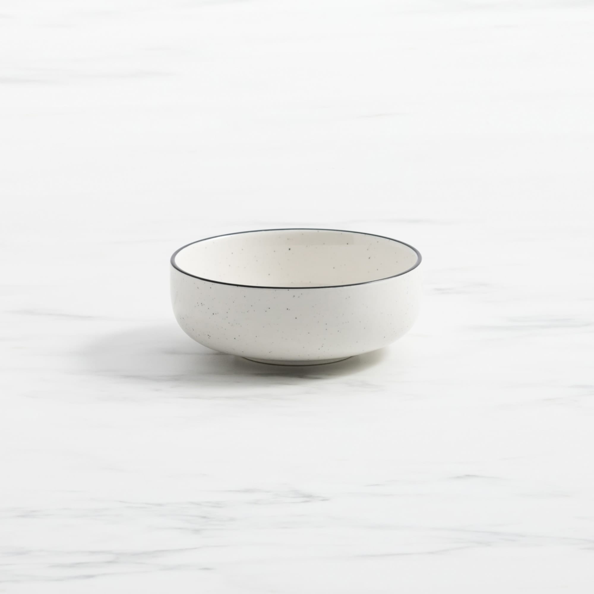 Salisbury & Co Mona Dip Bowl 14.5cm White with Black Speckle Image 1