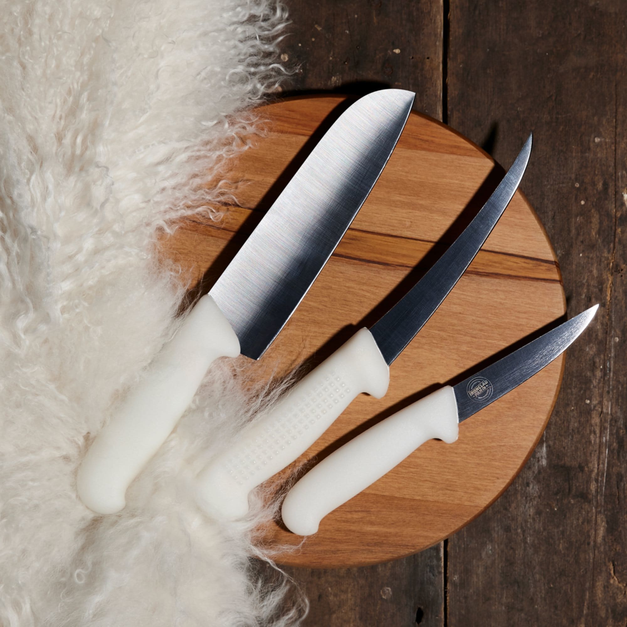 Mundial 6 Curved Semi-Stiff Boning Knife