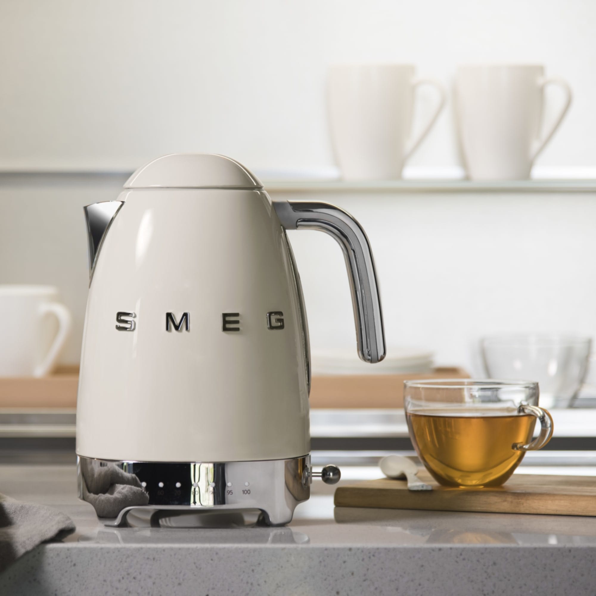 Smeg Retro Variable Temperature Kettle